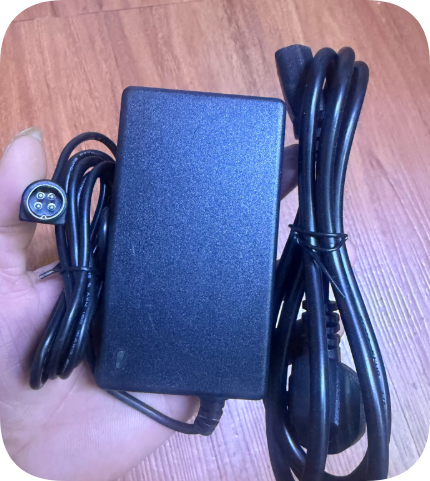 *Brand NEW*DA-150C19 Medical Ultrasound Power Adapter 19V 7.8A/7.9A 150W Low-Ripple 4-Pi
